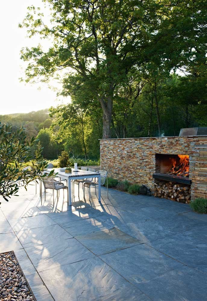 Exteriors Image -5c82674192d41